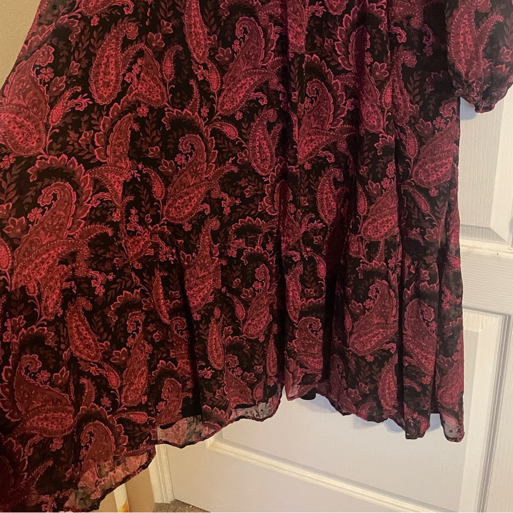 NWT Torrid Red and Black Floral Paisley Maxi Dress Size 1X Sheer Sleeve  Holiday - Picture 8 of 10